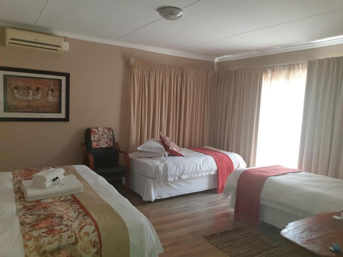 Tsessebe Guesthouse ブルームフォンテーン エクステリア 写真